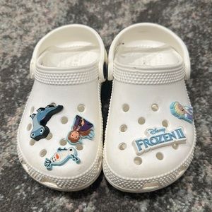 Toddler Crocs size 9 white